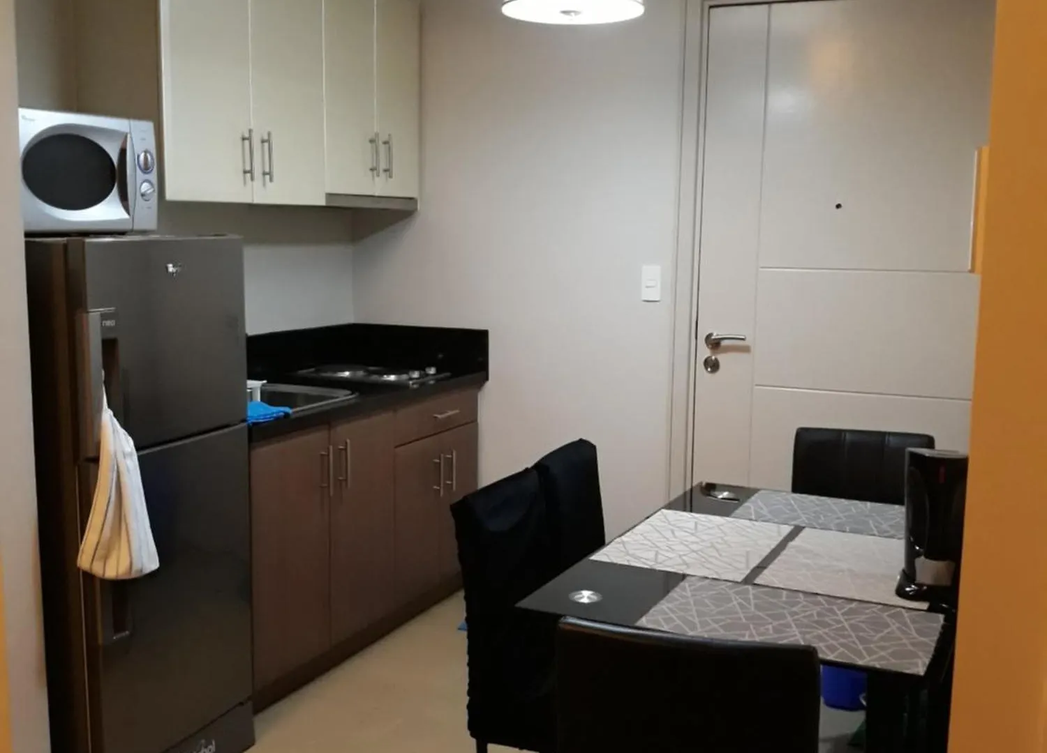 150 Newport City Condo - Near Naia T3 Airport Manila 0*,  Philippinen