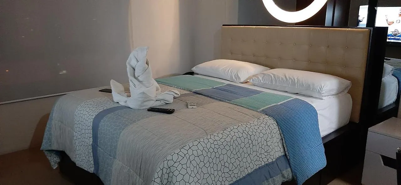 Apartment 150 Newport City Condo - Near Naia T3 Airport Manila